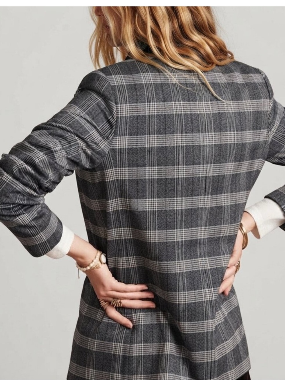 Banana Republic Plaid Blazer - Picture 2 of 7